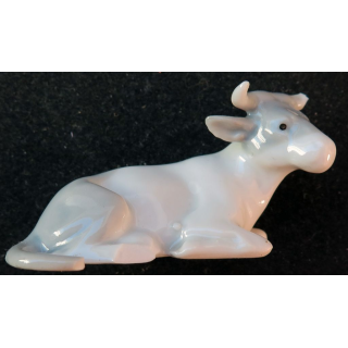 vache en céramique (1 corne cassée) (3 x 5,5 cm)