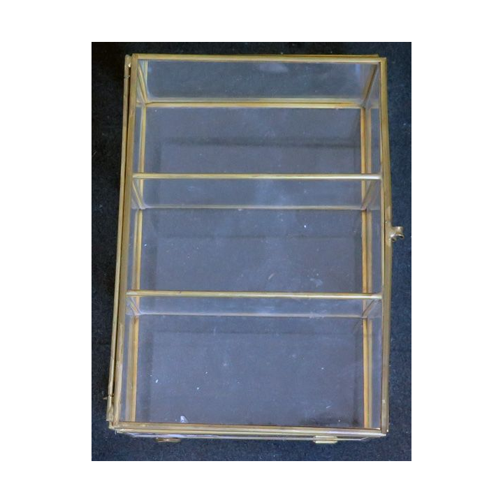 petite vitrine en laiton et verre 17 x 12 x 6 cm