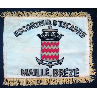 MARINE : fanion de l'erscorteur d'Escadre Maillé-Brézé 29 x 23 cm en floqué