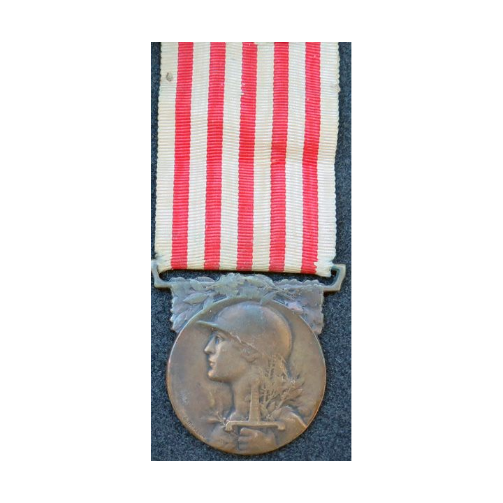 FRANCE : médaille commémorative de la guerre 1914-1918  en bronze