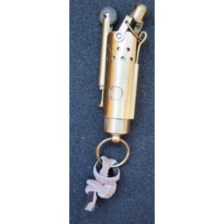 Réplique de Briquet à mèche de tranchées en laiton marque sirène