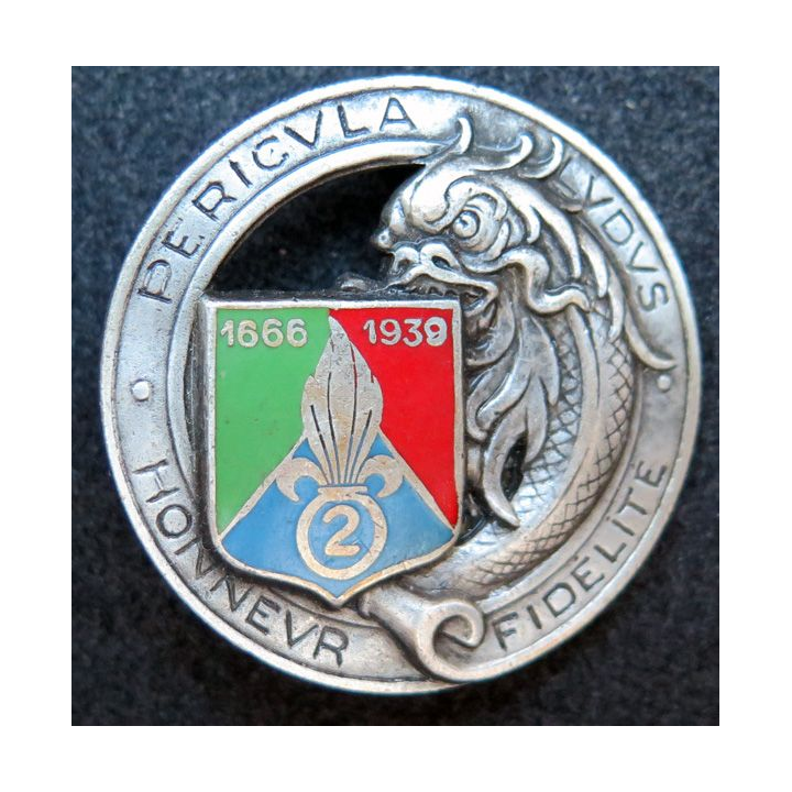 2° REC : 2° régiment étranger de cavalerie de fabrication Drago R 85