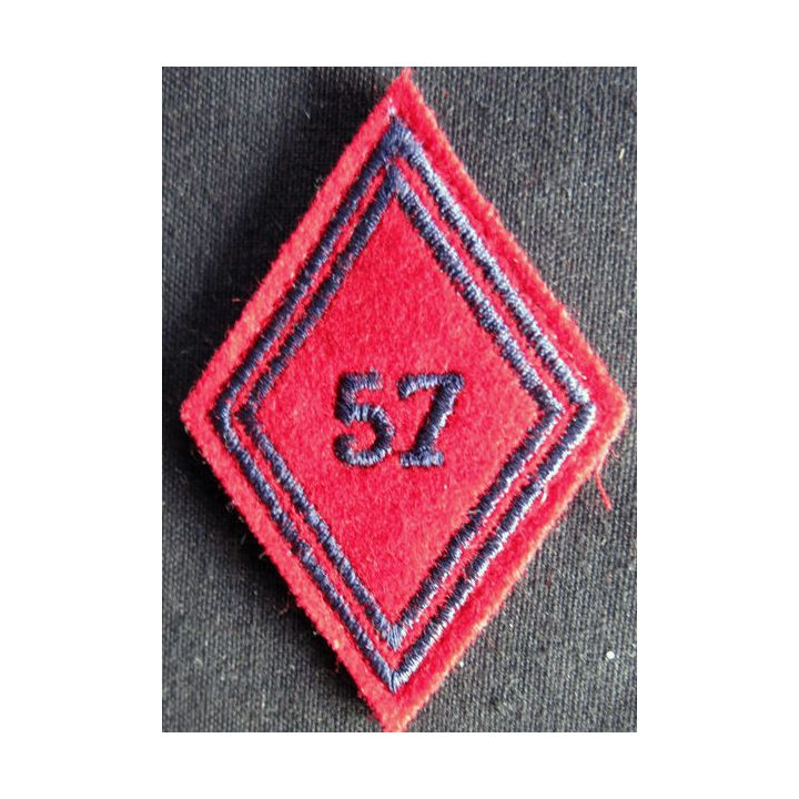 LOSANGE DE BRAS MODÈLE 45 : Ecusson troupe 57° régiment d'artillerie