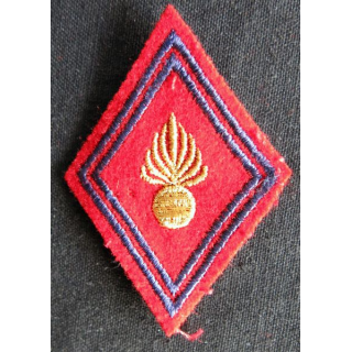 LOSANGE DE BRAS MODÈLE 45 : Ecusson sous officiers d'artillerie hors unité ou état major
