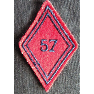 LOSANGE DE BRAS MODÈLE 45 : Ecusson troupe du 57° régiment d'artillerie variante chiffres étroits