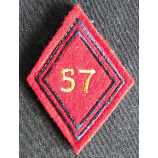 LOSANGE DE BRAS MODÈLE 45 : Ecusson sous officiers du 57° régiment d'artillerie variante chiffres ronds