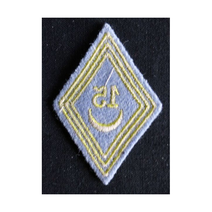 LOSANGE DE BRAS MODÈLE 45 : modèle troupe du 15° régiment de tirailleurs algériens