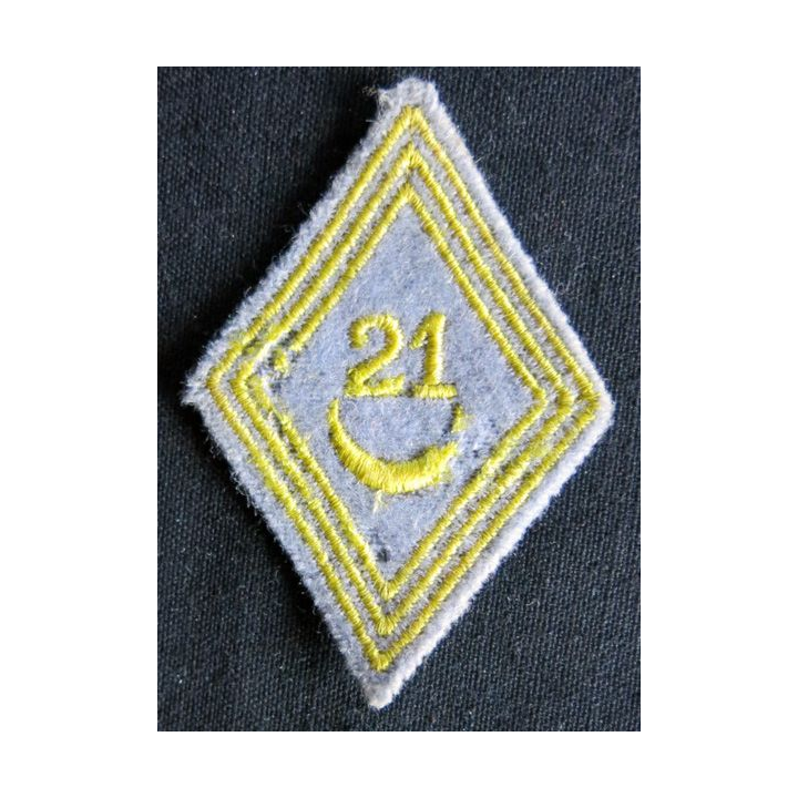 LOSANGE DE BRAS MODÈLE 45 : modèle troupe du 3° régiment de tirailleurs algériens