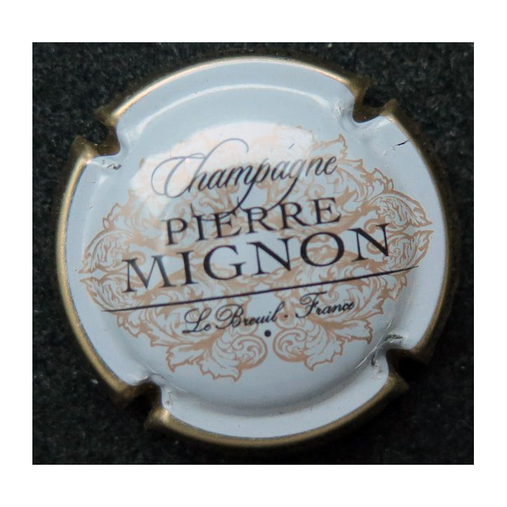 Capsule Muselet champagne Pierre Mignon n° 135c grège contour or foncé