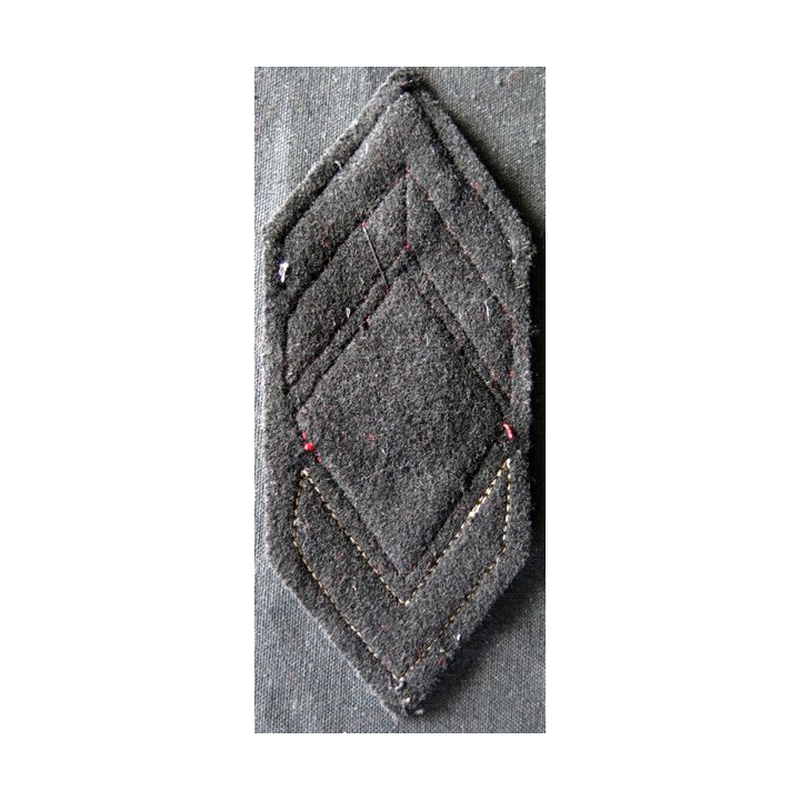 LOSANGE DE BRAS MODÈLE 45 : Écusson de brigadier chef du 403° RAA régiment d'artillerie antiaérienne
