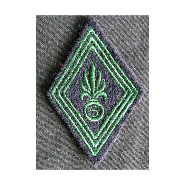 LOSANGE DE BRAS MODÈLE 45 : Ecusson modèle troupe 5° régiment mixte du Pacifique 1963