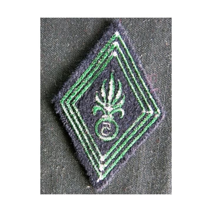 LOSANGE DE BRAS MODÈLE 45 : Ecusson modèle troupe 5° régiment mixte du Pacifique 1963
