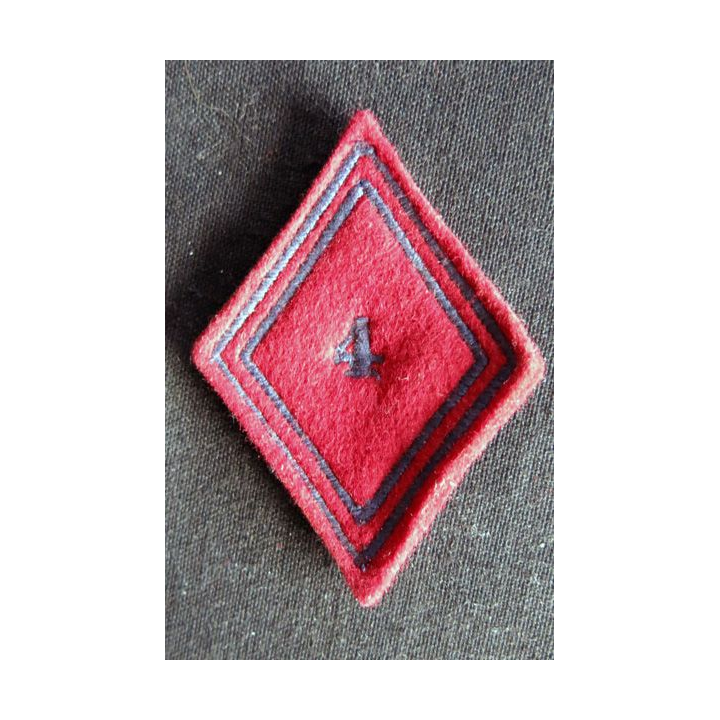 LOSANGE DE BRAS MODÈLE 45 :  4° Compagnie Médico-Chirurgicale du régiment médical