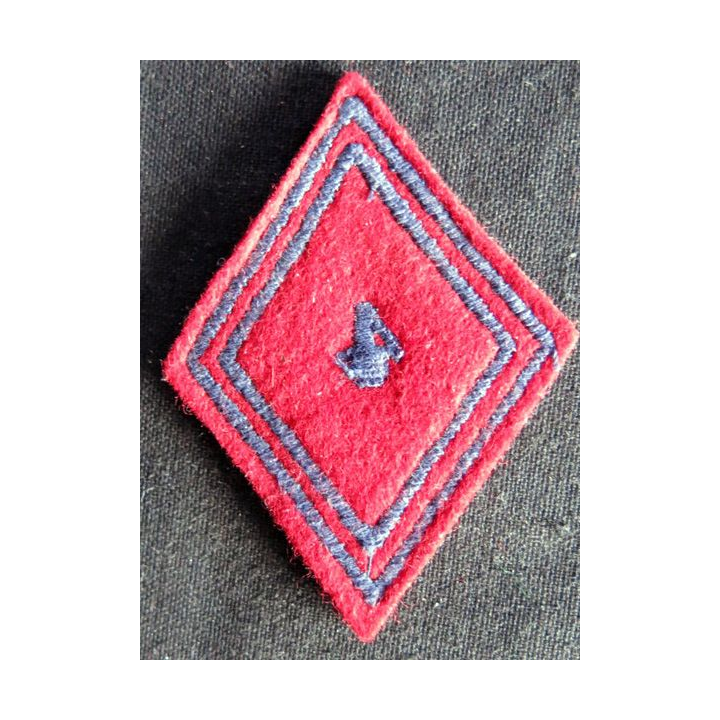 LOSANGE DE BRAS MODÈLE 45 :  4° Compagnie Médico-Chirurgicale du régiment médical