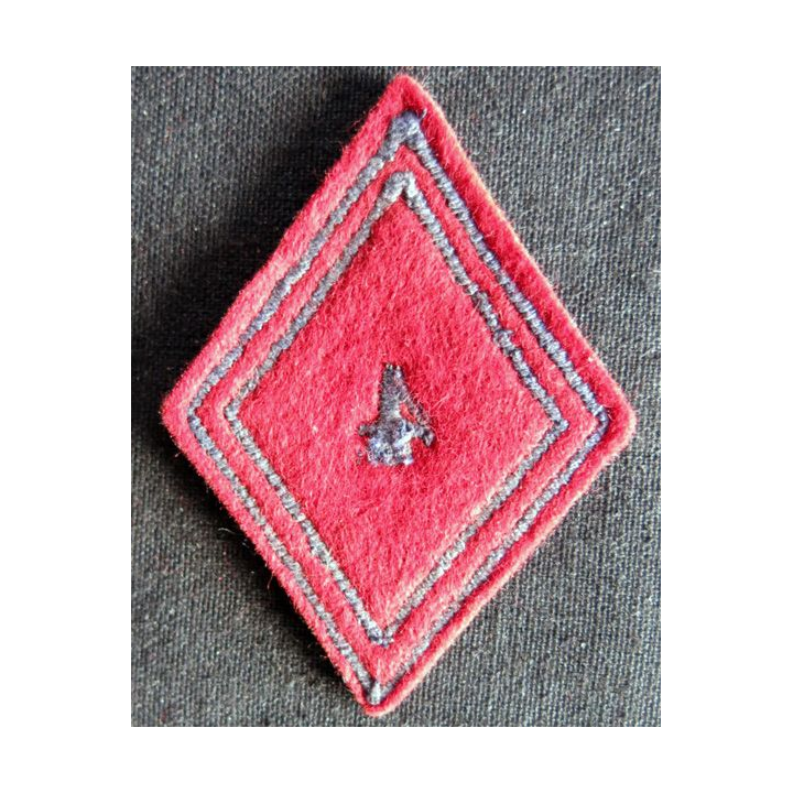 LOSANGE DE BRAS MODÈLE 45 :  4° Compagnie Médico-Chirurgicale du régiment médical