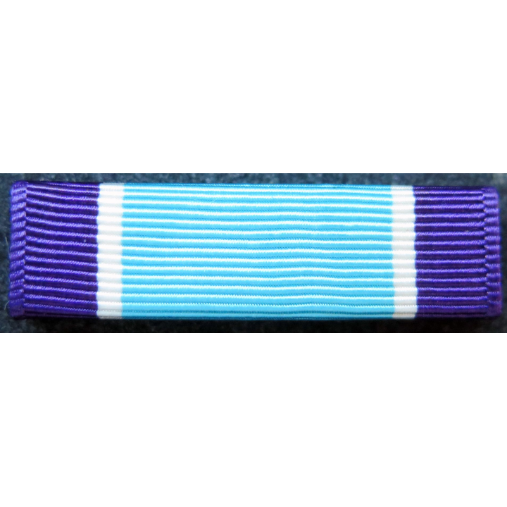USA : Rappel de la médaille Coast Guard Distinguished Service medal