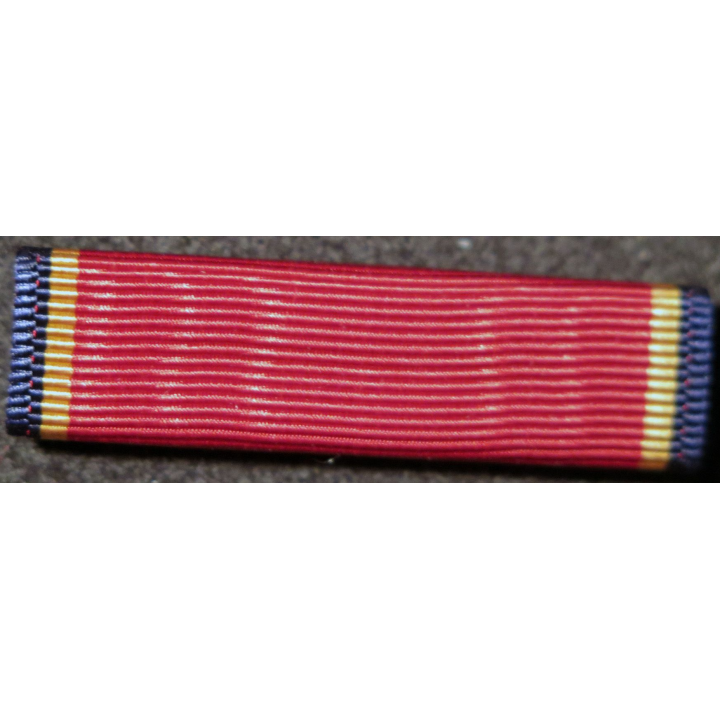USA : Rappel de la médaille Naval Reserve medal