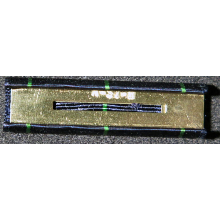 USA : Rappel de la médaille Navy Rifle Marksmanship medal