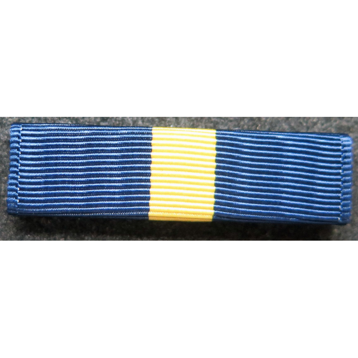 USA : Rappel de la médaille Navy Distinguished Service Medal