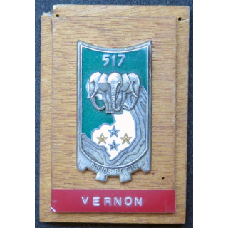 517° RT : Insigne métallique du 517° Régiment du Train sur support bois