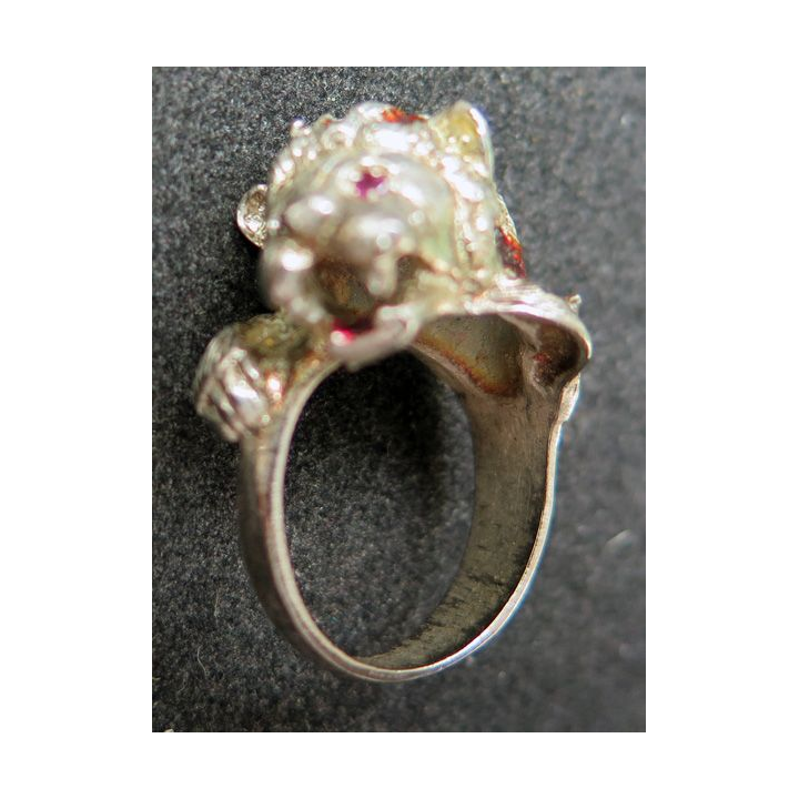 Bague en métal argenté LION réalisé par des apprentis joailliers TDD 55