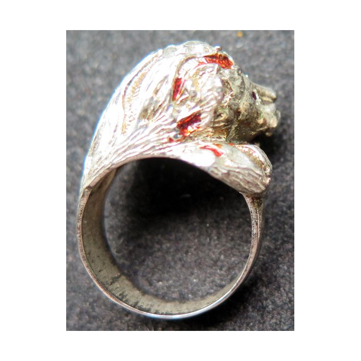 Bague en métal argenté LION réalisé par des apprentis joailliers TDD 55