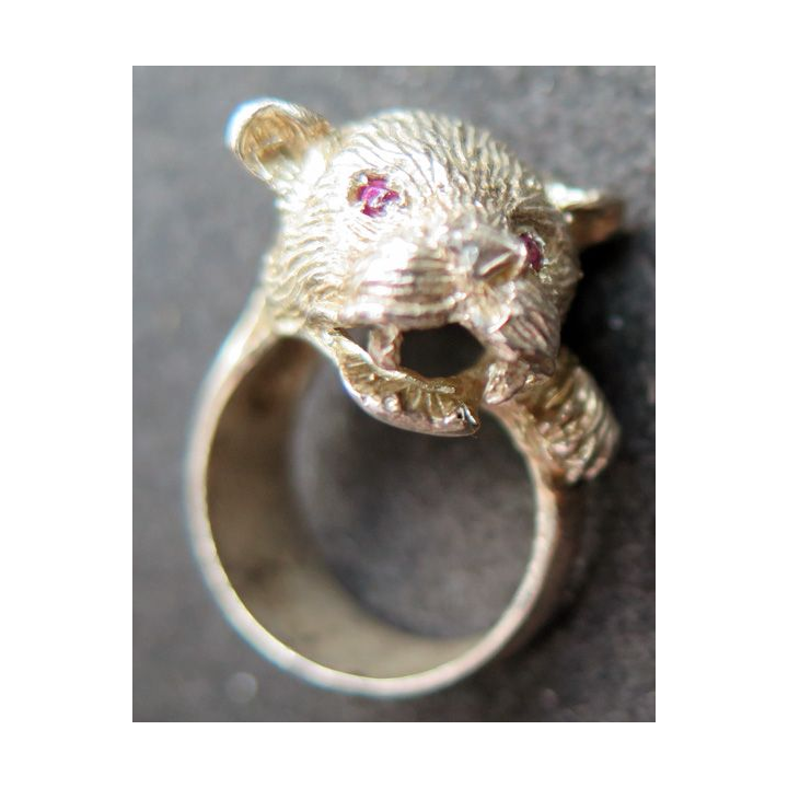 Bague en métal argenté LION réalisé par des apprentis joailliers TDD 54