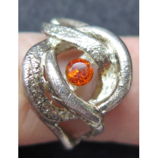 Bague en métal argenté réalisée par des apprentis joailliers TDD 52