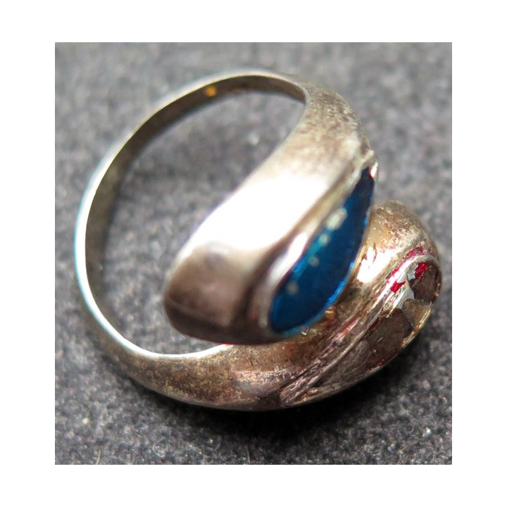 Bague en métal argenté réalisée par des apprentis joailliers TDD 52