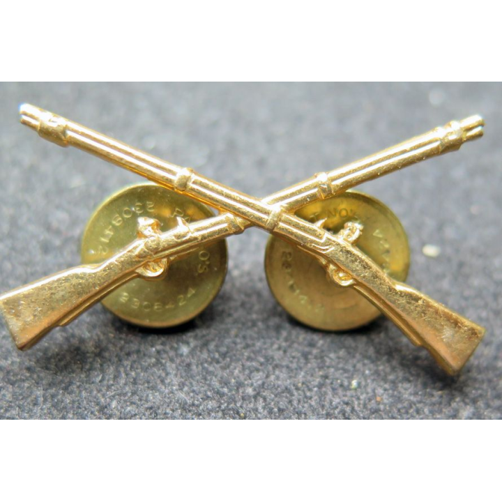 USA : Insigne de col de l'infanterie US en métal attaches pin's