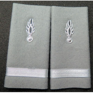 Paire de fourreau d'épaule d'adjudant chef des service de la gendarmerie 