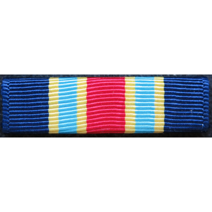USA : Rappel de la médaille Fleet Marine Force medal