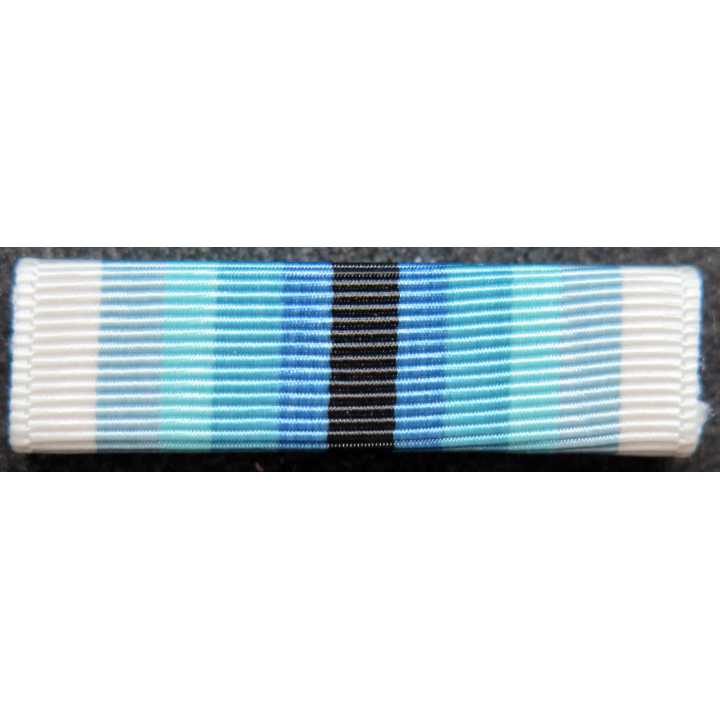 USA : Rappel de la médaille Coast Guard Artic Service medal