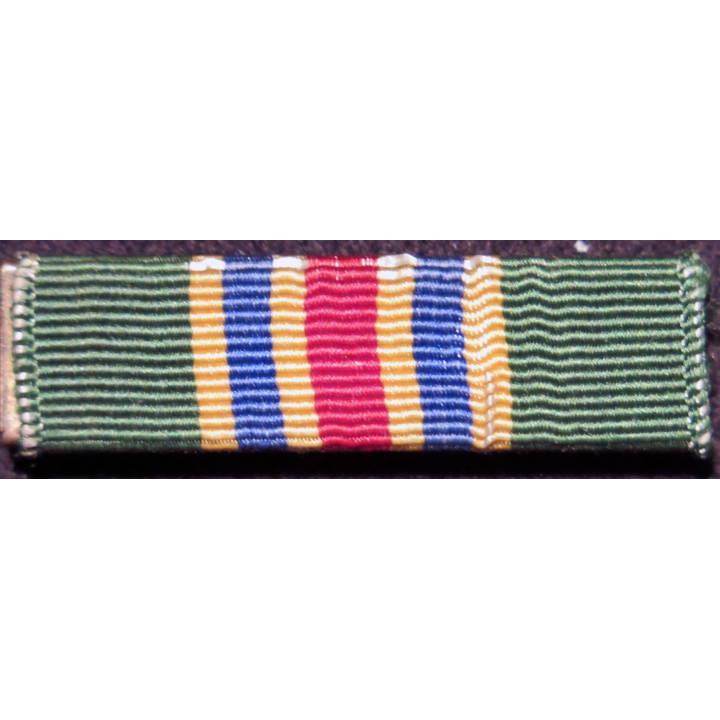 USA : Rappel de la médaille Navy Meritorious Unit Commendation medal