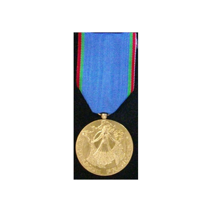FRANCE : MÉDAILLE D'HONNEUR DU TOURISME