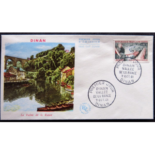 Enveloppe premier jour : Vitré - La porte principale du château 25/09/1977