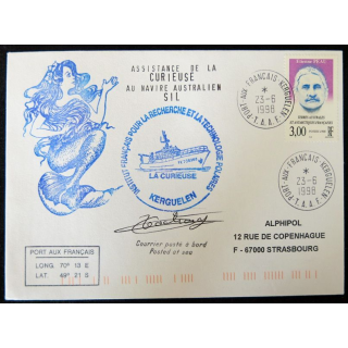 Enveloppe souvenir : Assistance du bateau La Curieuse aux Kerguelen, timbre TAAF et la Curieuse avec signature