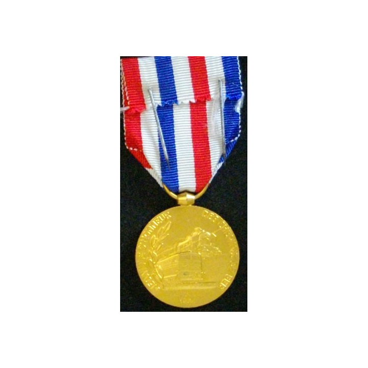 FRANCE : MÉDAILLE D'HONNEUR DES CHEMINS DE FER ATTRIBUÉE VALET