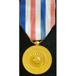 FRANCE : MÉDAILLE DES CHEMINS DE FER ATTRIBUÉE A.DELOR 1950