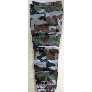 Pantalon de treillis camouflé vert armé taille 84 M de fabrication SOVICO 1999 neuf