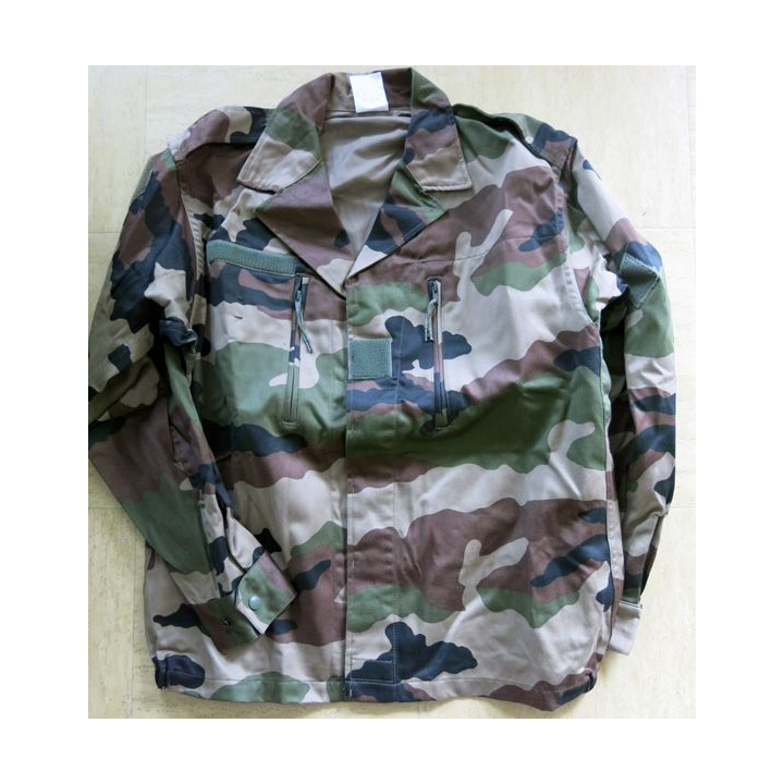 Veste de treillis camouflé vert armé taille 104 M de fabrication FESCA 1998 neuf