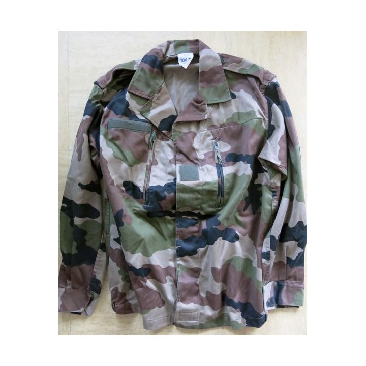 Veste de treillis camouflé vert armé taille 104 M de fabrication Ets Veyrier 1999