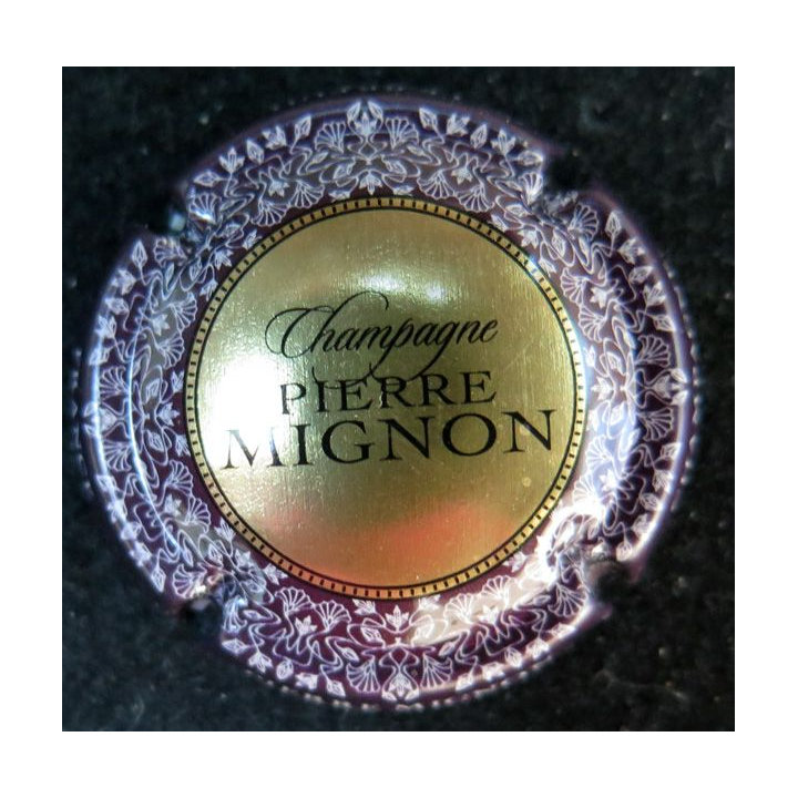 Capsule Muselet champagne Pierre Mignon n° 151b or contour violet foncé