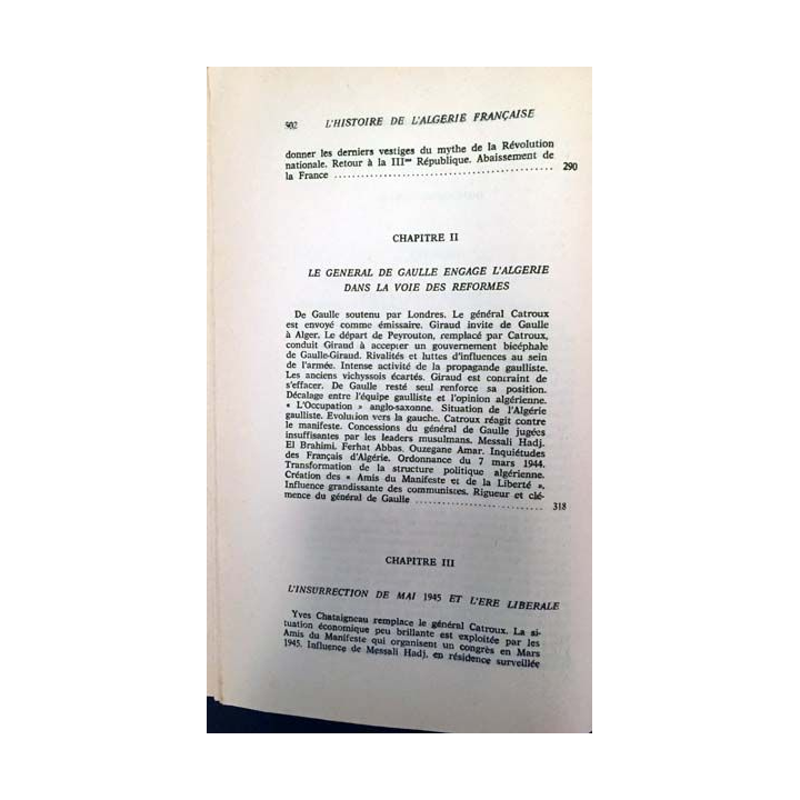 1. Histoire de l'Algérie française de Claude Martin aux éditions des quatre fils Aymon