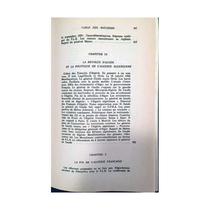 1. Histoire de l'Algérie française de Claude Martin aux éditions des quatre fils Aymon