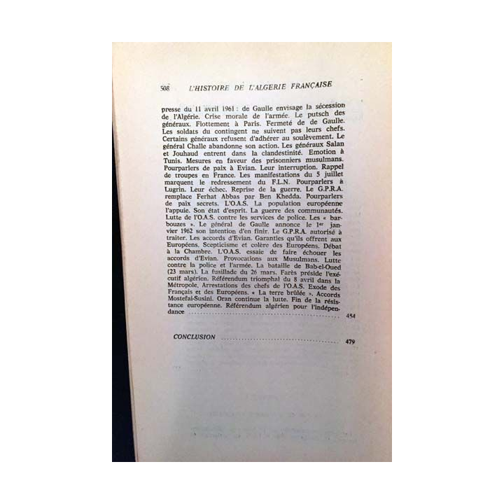 1. Histoire de l'Algérie française de Claude Martin aux éditions des quatre fils Aymon