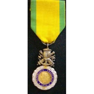 FRANCE : MÉDAILLE MILITAIRE 8