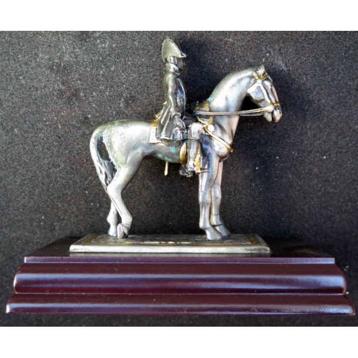 SOLDAT DE PLOMB : Napoléon 1° sur son cheval retour d'ile d'Elbe