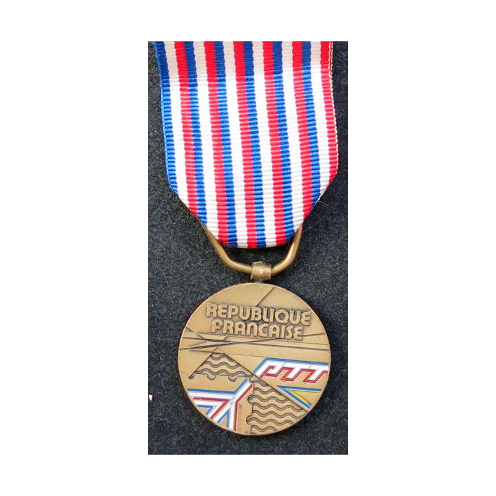FRANCE : médaille des postes et télécommunications PTT actuelle