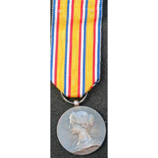 médaille des sapeurs pompiers du ministère de l'Intérieur en argent